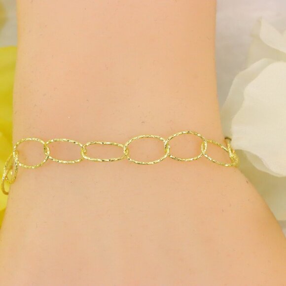 Minimalist Bracelet, Sleek & Modern Design, Women’s Fashion, BYC110409-B - Picture 10 of 10